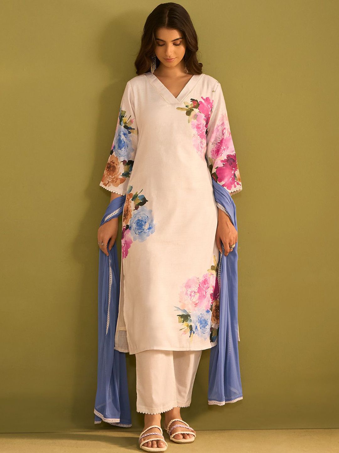 Floral Printed Beads and Stones Linen Straight Kurta with Trouser & Dupatta