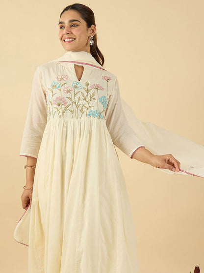 Women Floral Embroidered Cotton Kurta with Trousers & Dupatta