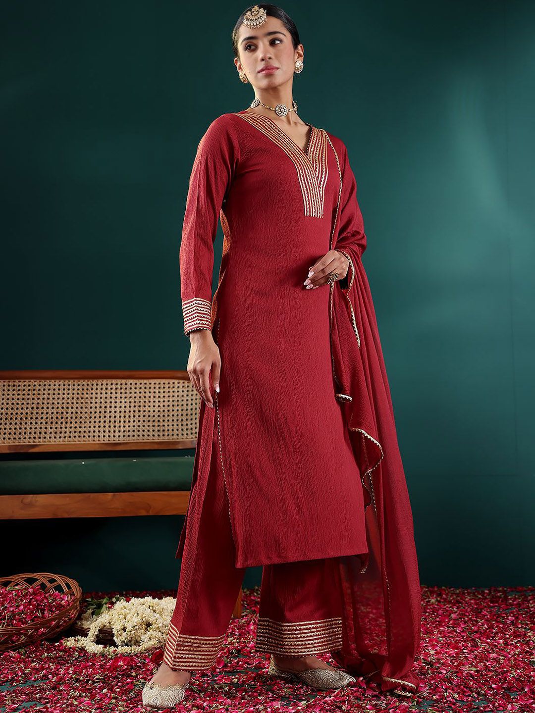 Dhiyona VA Women's Yoke Design Regular Gotta Patti Silk Crepe Kurta with Trousers & With Dupatta