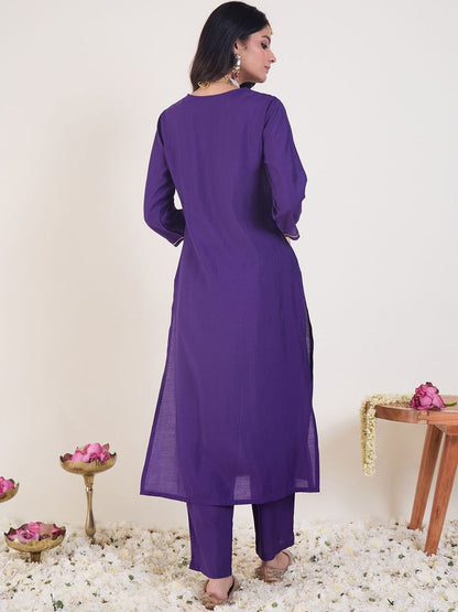 Dhiyona IE V-Neck Embroidered Tunic With Trousers