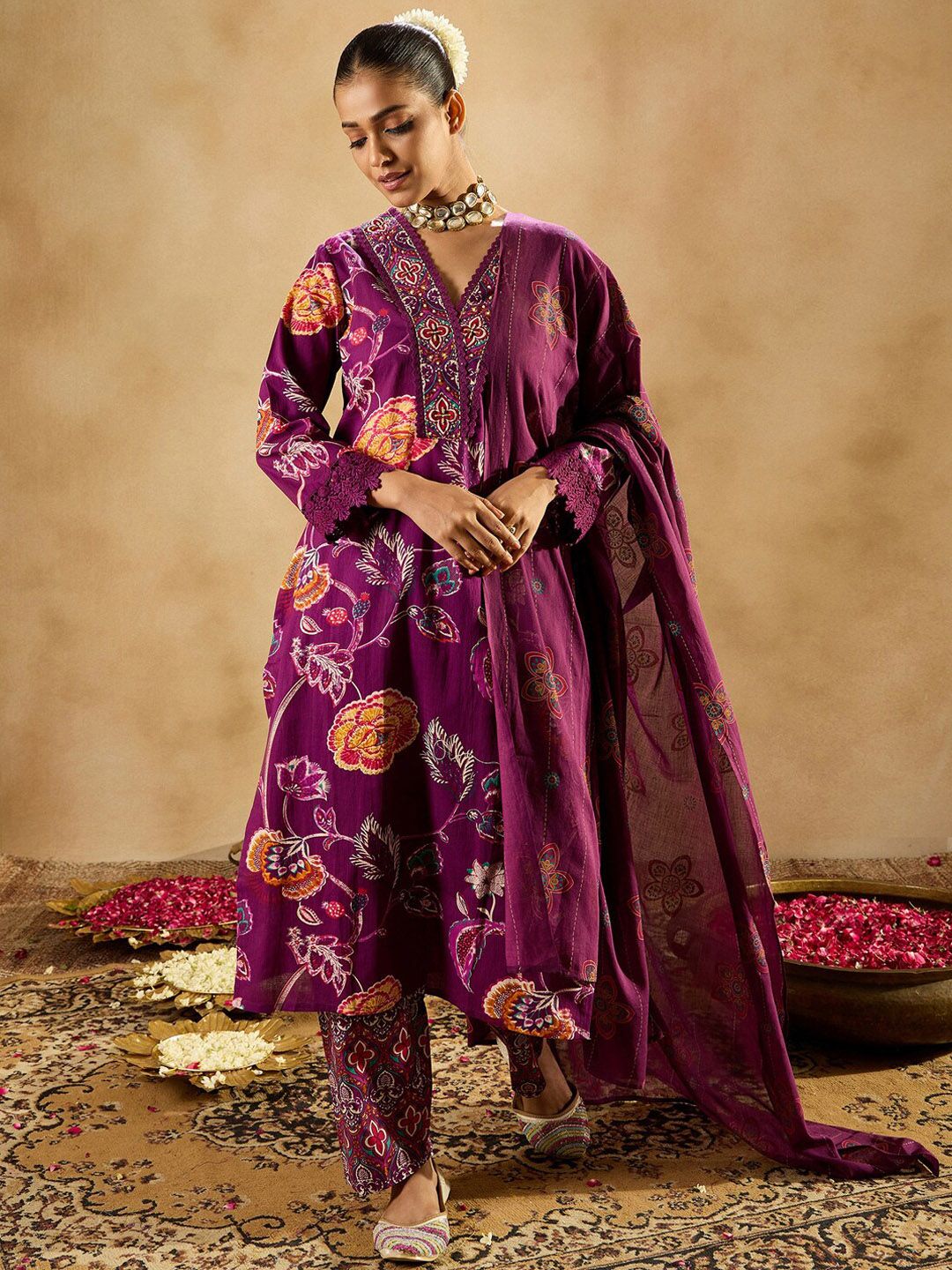Dhiyona IE Burgundy Floral Printed V-Neck Sequinned Pure Cotton Straight Kurta Set