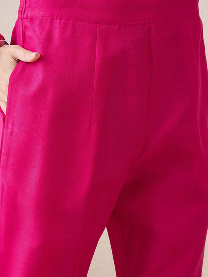 Dhiyona IE Floral Yoke Design Notch Neck Thread Work Straight Kurta With Trousers & Dupatta