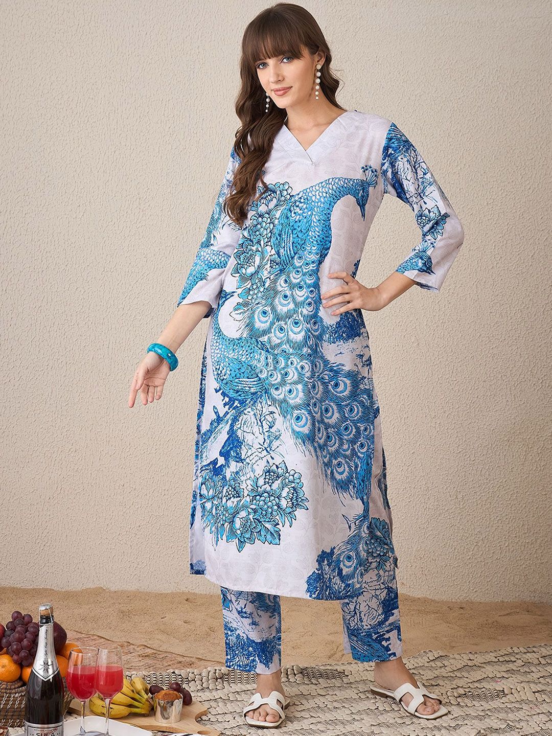 Dhiyona IE Printed Three-Quarter Sleeves Tunic With Trousers