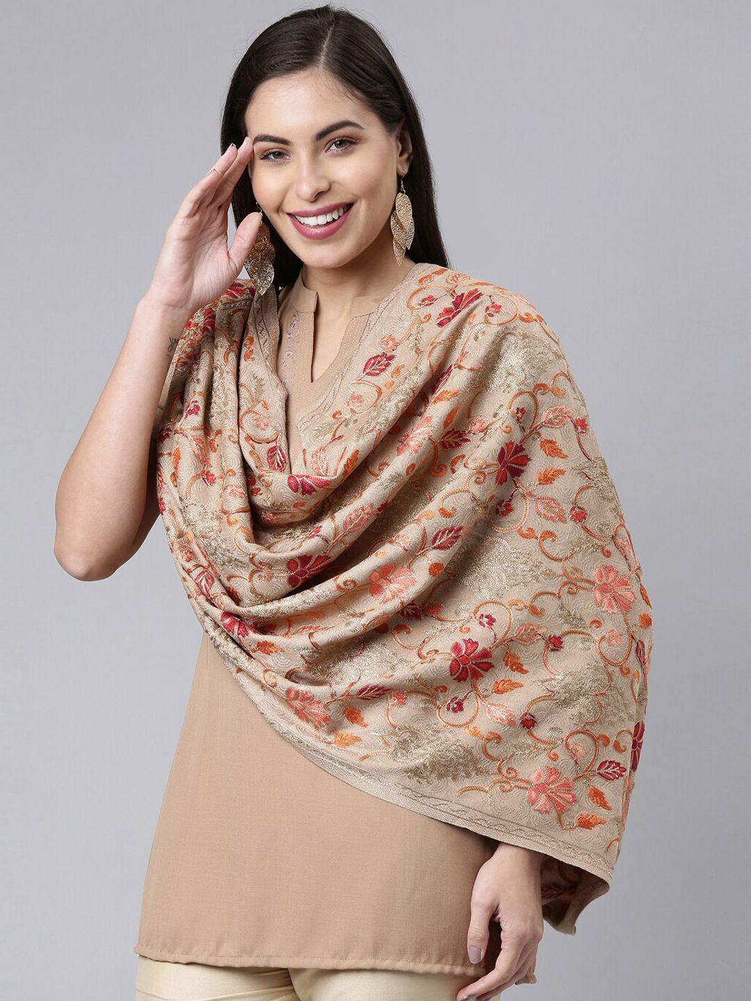 Dhiyona PA Women Beige & Red Aari Embroidered Shawl