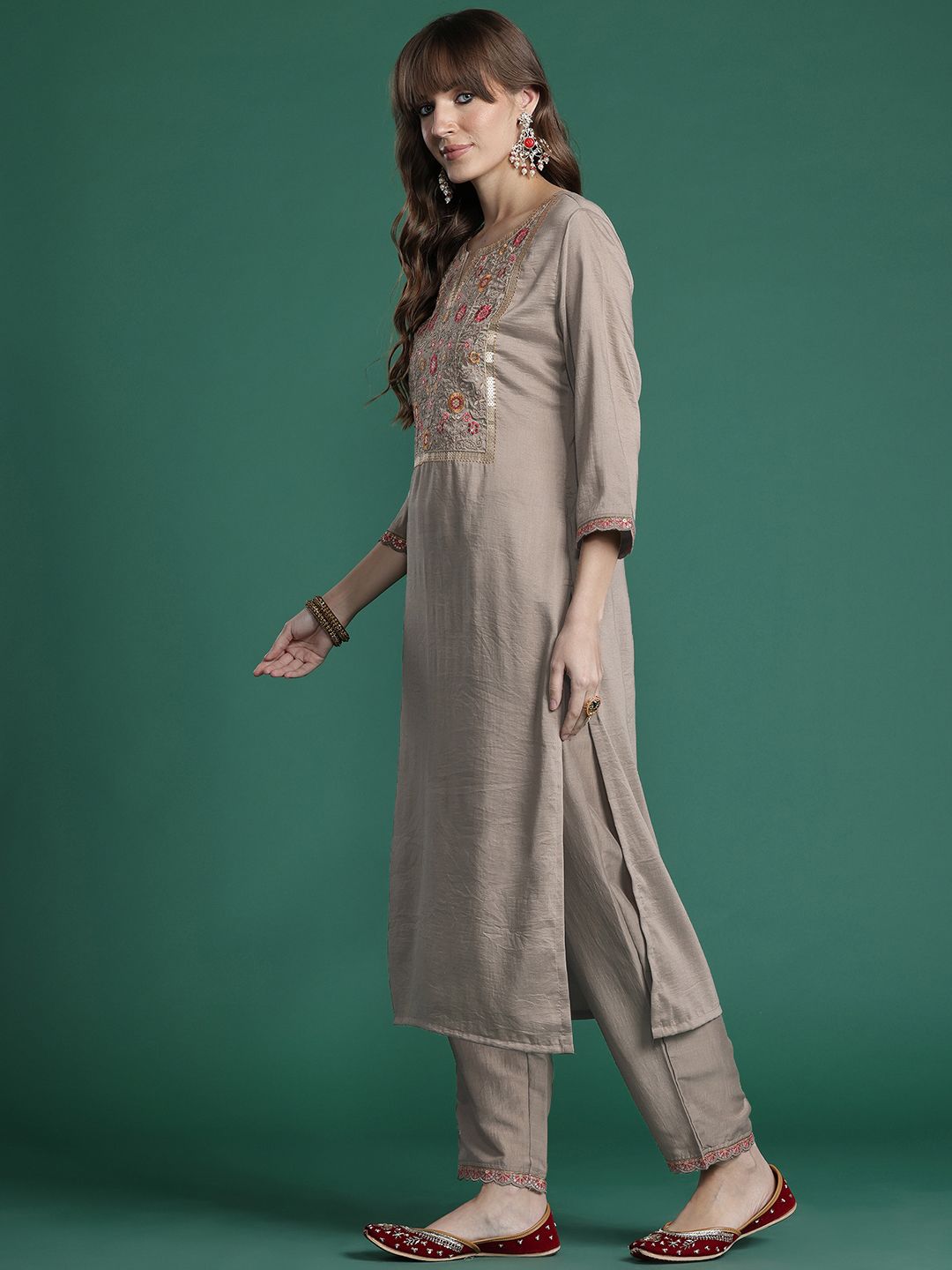 Ethnic Motifs Embroidered Kurta with Trousers & Dupatta