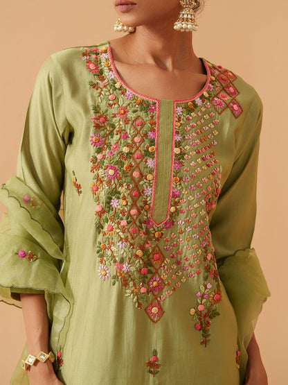 Dhiyona PD Women Embroidered Straight Kurta With Trousers & Dupatta