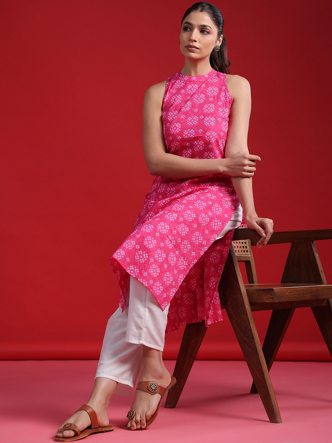 Dhiyona IE Pink & White Bandhani Printed Halter Neck Cotton Straight Kurta