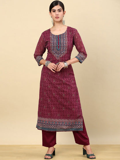 Dhiyona SO Women's Ethnic Motifs Embroidered Thread Work Straight Kurta with Trousers