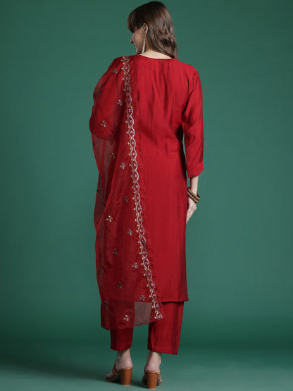 Women Floral Embroidered Thread Work Kurta with Trousers & With Dupatta