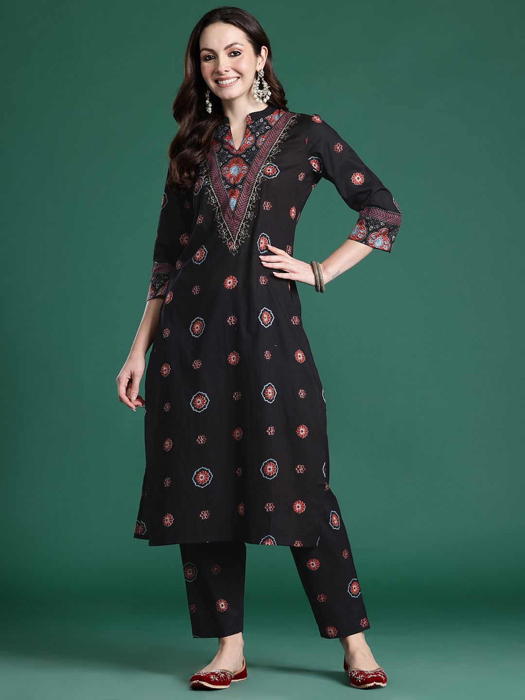Ethnic Motifs Printed Beads & Stones Pure Cotton Kurta with Trousers
