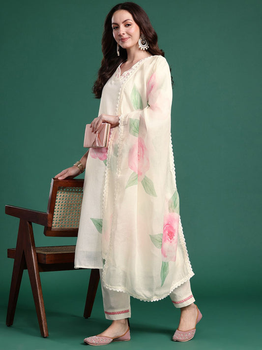 Women Floral Printed Kurta with Trousers & Dupatta