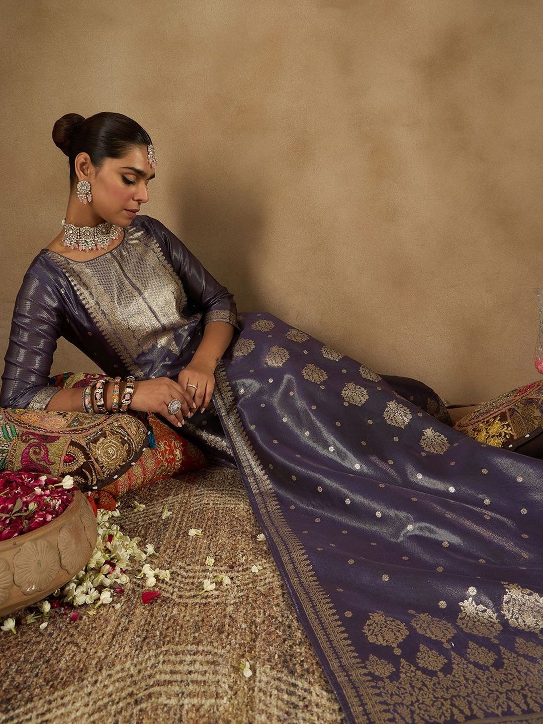 Women Ethnic Motifs Woven Design Kurta with Trousers & With Dupatta