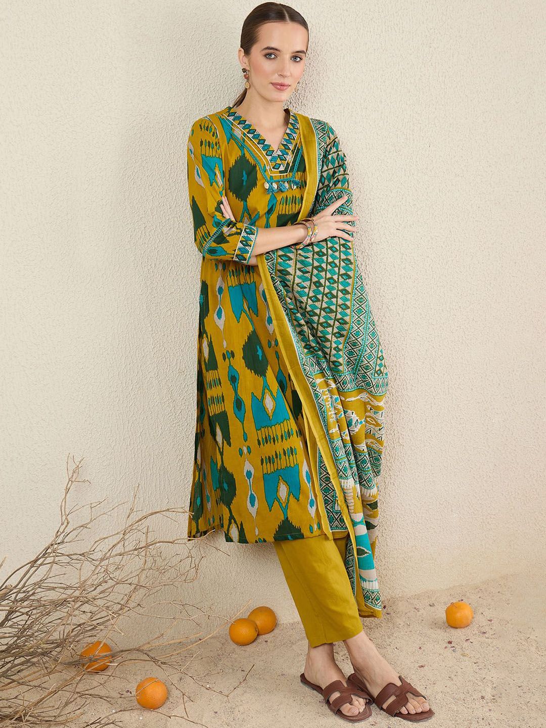 Dhiyona IE Women Abstract Printed Cotton Kurta with Trousers & Dupatta