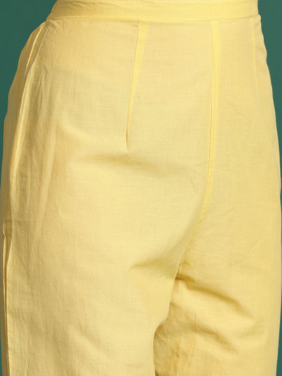 Dhiyona IE Floral Printed Thread Work Pure Cotton Kurta with Trousers & Dupatta