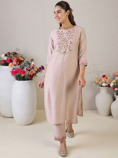 Floral Yoke Design Round Neck Thread Work Straight Kurta & Trousers & Dupatta