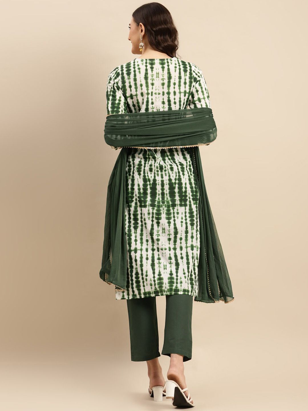 Dhiyona VA Women'sGreen Shibori Printed Sequinned Pure Cotton Kurta With Trousers & Dupatta