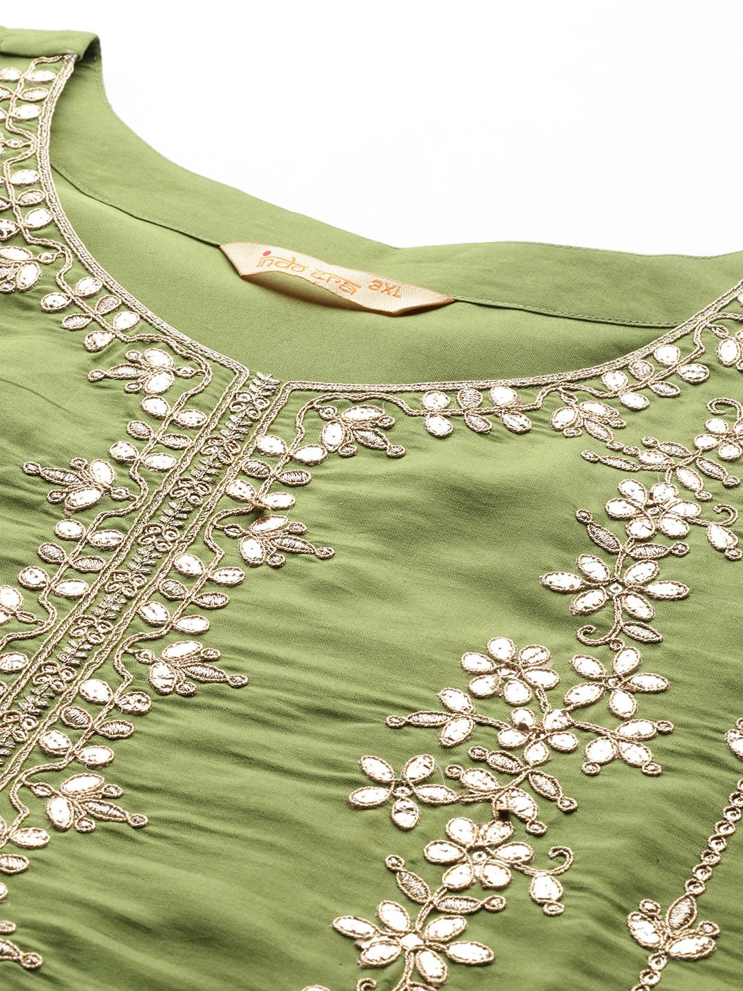 Dhiyona IE Plus Size Floral Embroidered Gotta Patti Kurta with Trousers & With Dupatta
