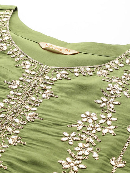 Dhiyona IE Plus Size Floral Embroidered Gotta Patti Kurta with Trousers & With Dupatta