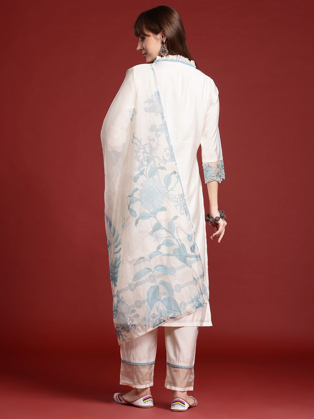 Dhiyona IE Floral Embroidered Lace Detailed Layered Kurta & Trousers With Dupatta