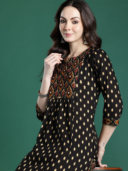 Dhiyona IE Printed Pleated Pure Cotton Kurta with Trousers