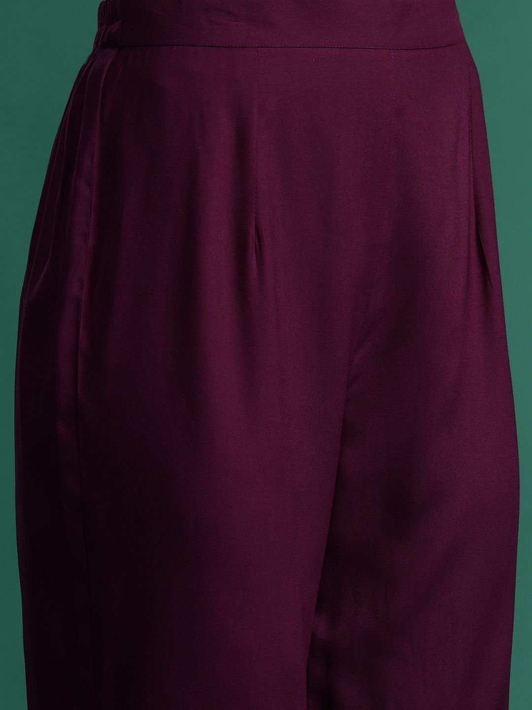Dhiyona IE Ethnic Motifs Embroidered Sequinned Kurta with Trousers