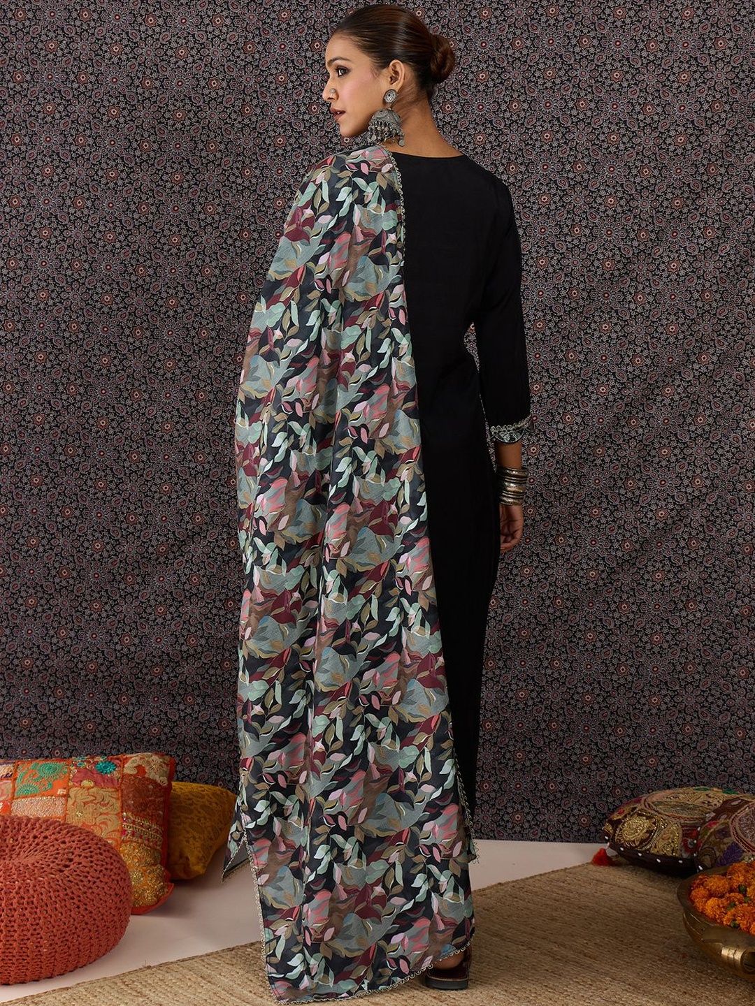 Women Floral Embroidered Regular Mirror Work Kurta with Trousers & With Dupatta