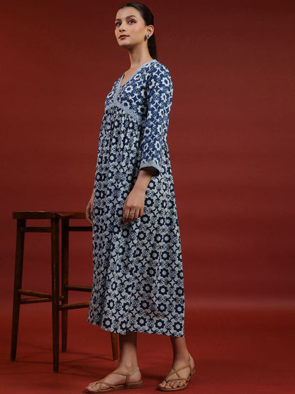 Dhiyona AY Women's Printed Fit & Flared Midi Dresses
