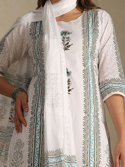 Dhiyona SO Women's Women Floral Printed Beads and Stones Kurta Trousers With Dupatta