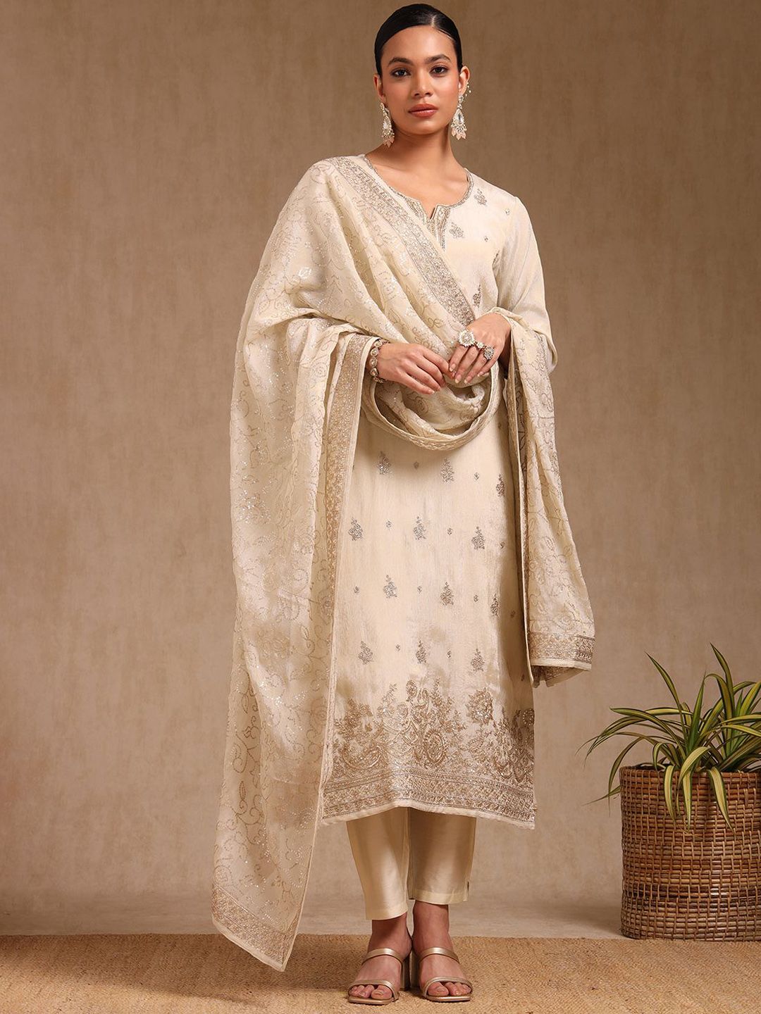 Dhiyona SO Women's Ethnic Motifs Embroidered Notch Neck Sequinned Straight Kurta With Trousers & Dupatta