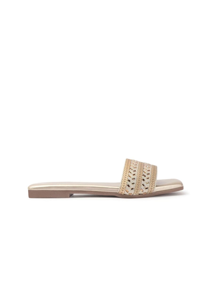 Dhiyona AK Women Embellished Open Toe Flats