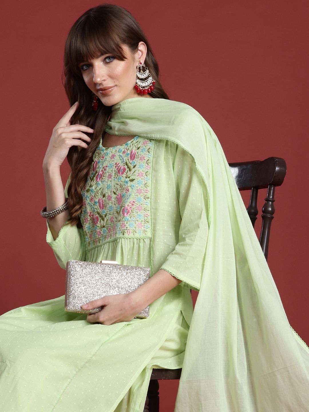 Women Floral Embroidered Panelled Thread Work Pure Cotton Kurta with Trousers & With Dupatta