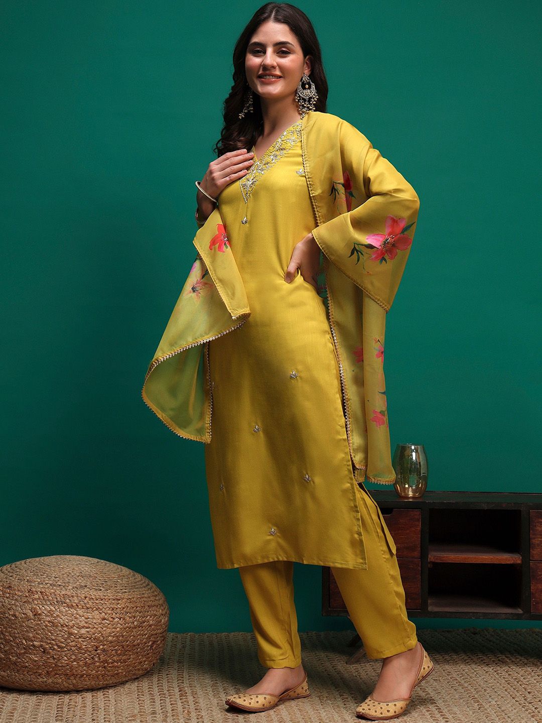 Dhiyona SN Women's Embroidered Straight Kurta With Trouser & Dupatta