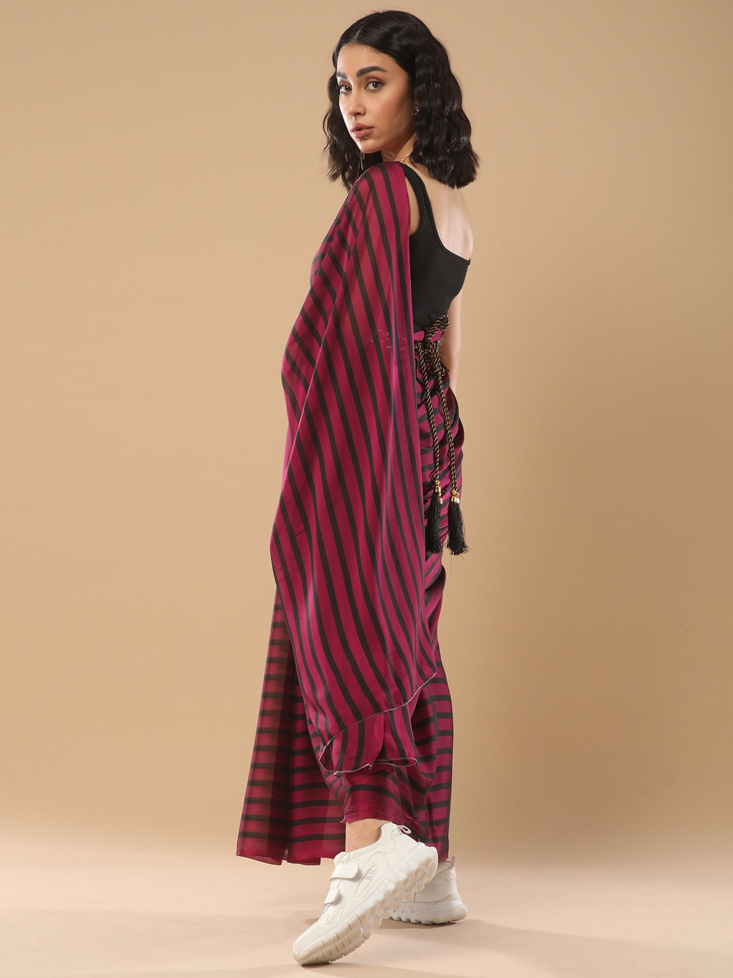 Women's Georgette Purple Solid Designer Saree With Blouse Piece