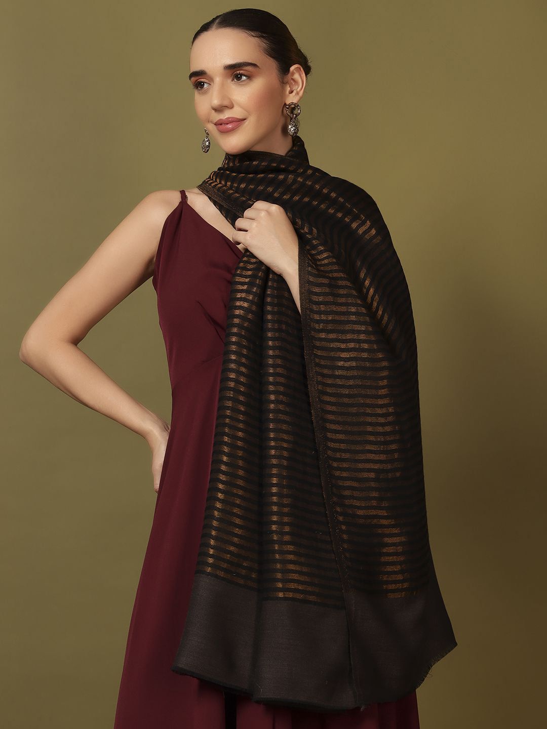 Dhiyona PA Striped Woven Design Reversible Zargul Shawl