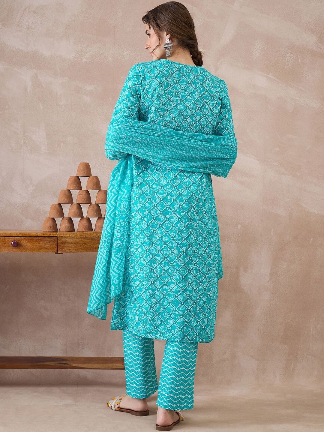 Women Printed Regular Pure Cotton Kurta with Trousers & With Dupatta