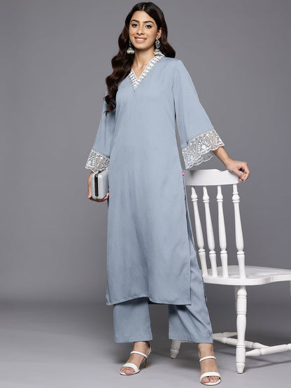 Dhiyona VR Women's Thread Embroidered Organza Detailed Kurta Set