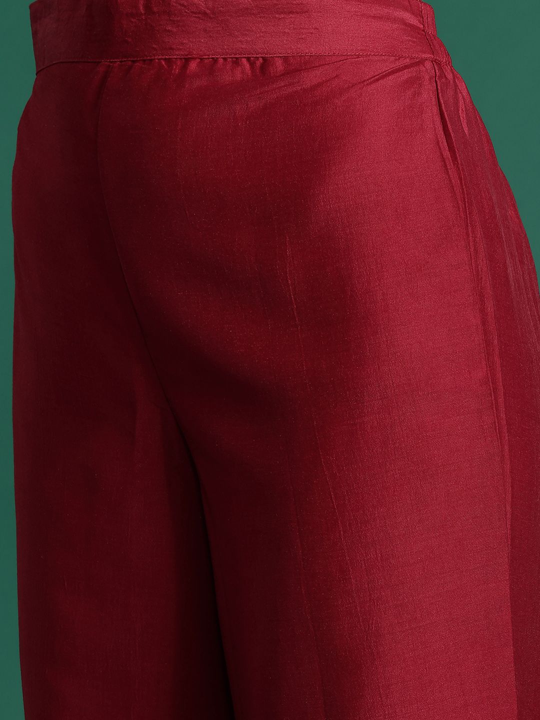 Ethnic Motifs Embroidered Thread Work Kurta With Trousers & Dupatta