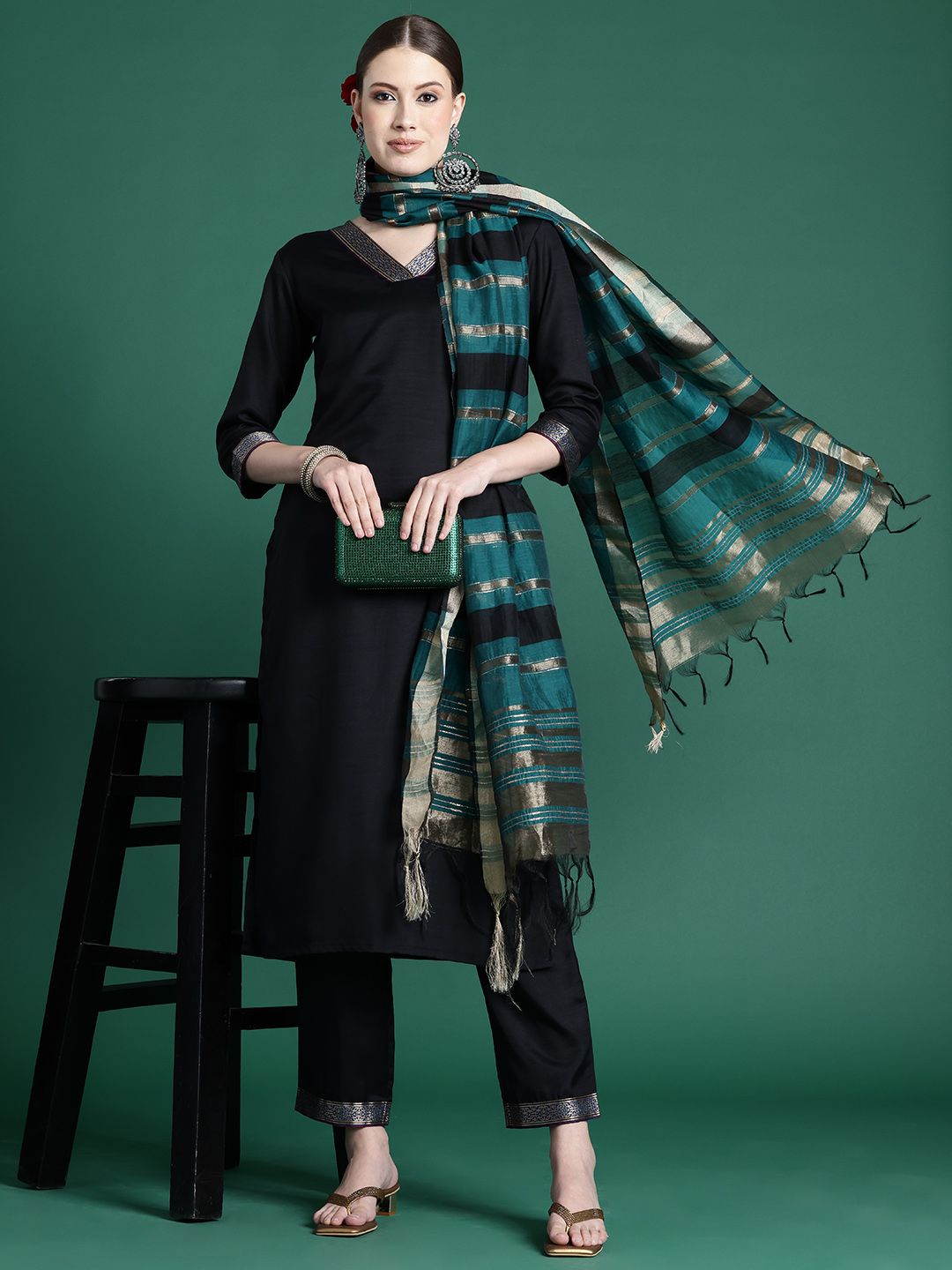 Dhiyona IE Yoke Design Zari Pure Cotton Kurta With Trousers & Dupatta