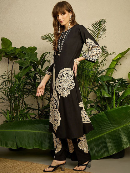 Dhiyona IE Printed Round Neck Top With Trousers Co-Ords