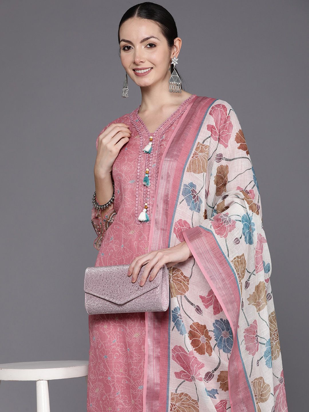 Dhiyona IE Women Floral Embroidered Regular Thread Work Linen Kurta with Trousers & Dupatta