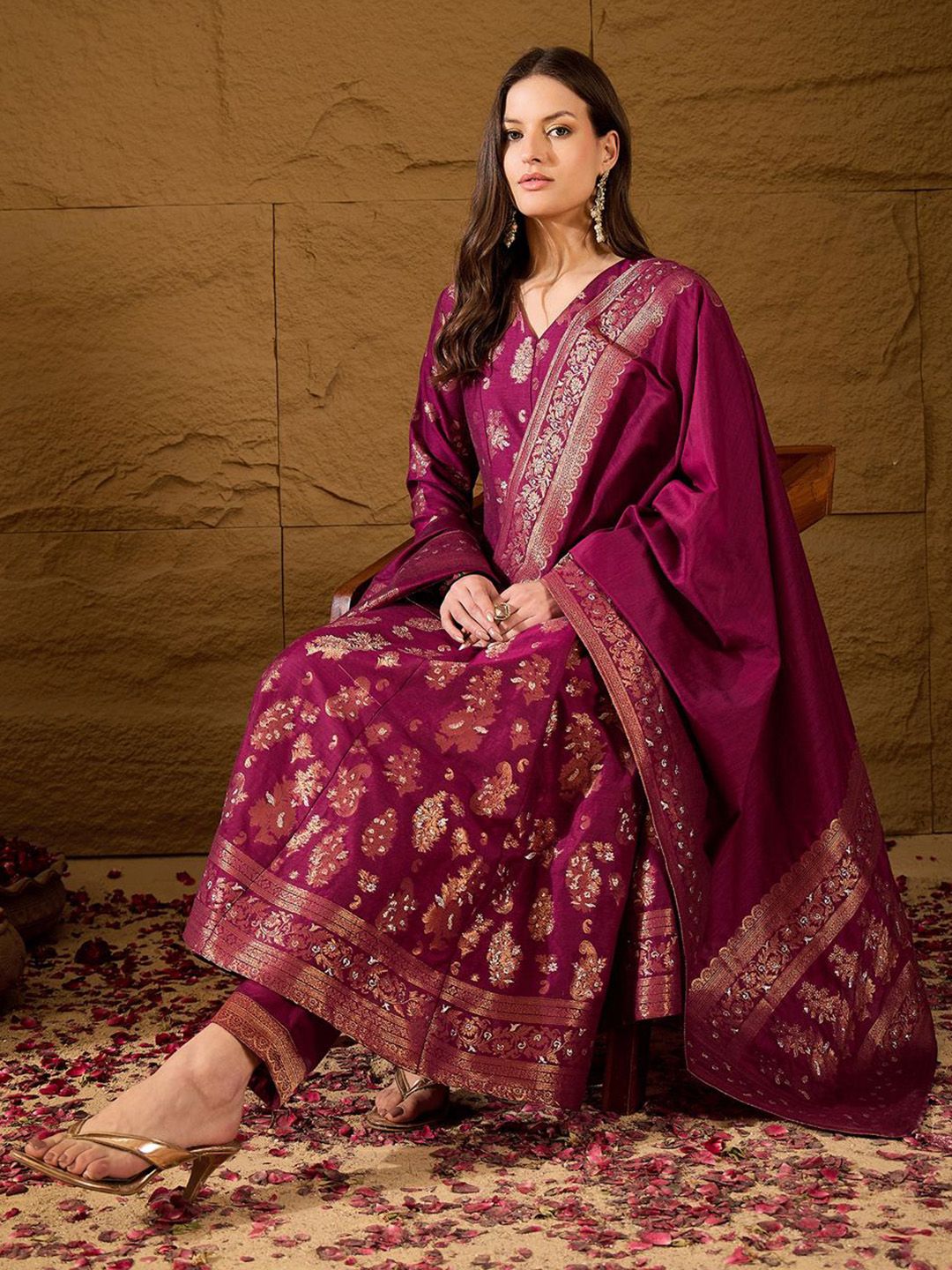 Dhiyona PD Women Women Floral Woven Design Chanderi Kurta with Palazzo & Dupatta