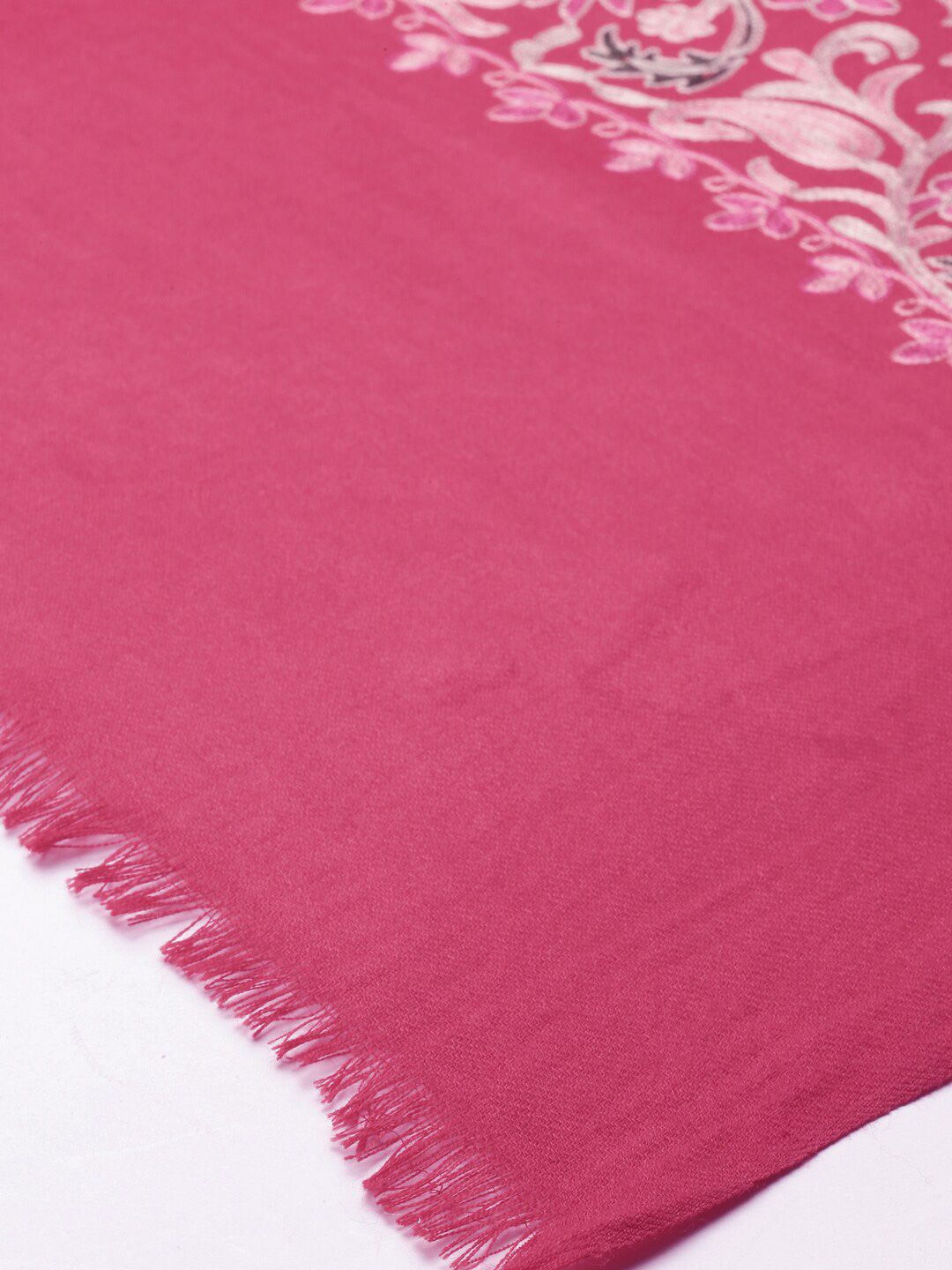 Dhiyona PA Floral Embroidered Woolen Shawl