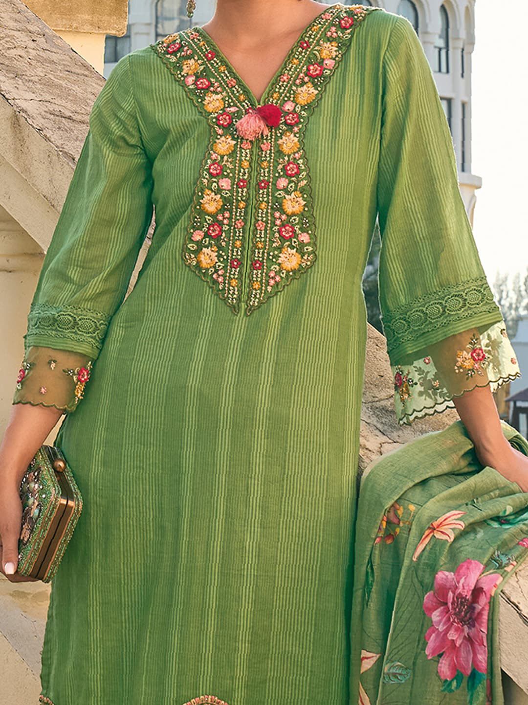 Dhiyona IE Floral Embroidered Thread Work Pure Cotton Kurta with Trousers & Dupatta