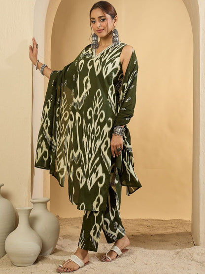 Women Geometric Printed Regular Pure Cotton Kurta with Trousers & With Dupatta