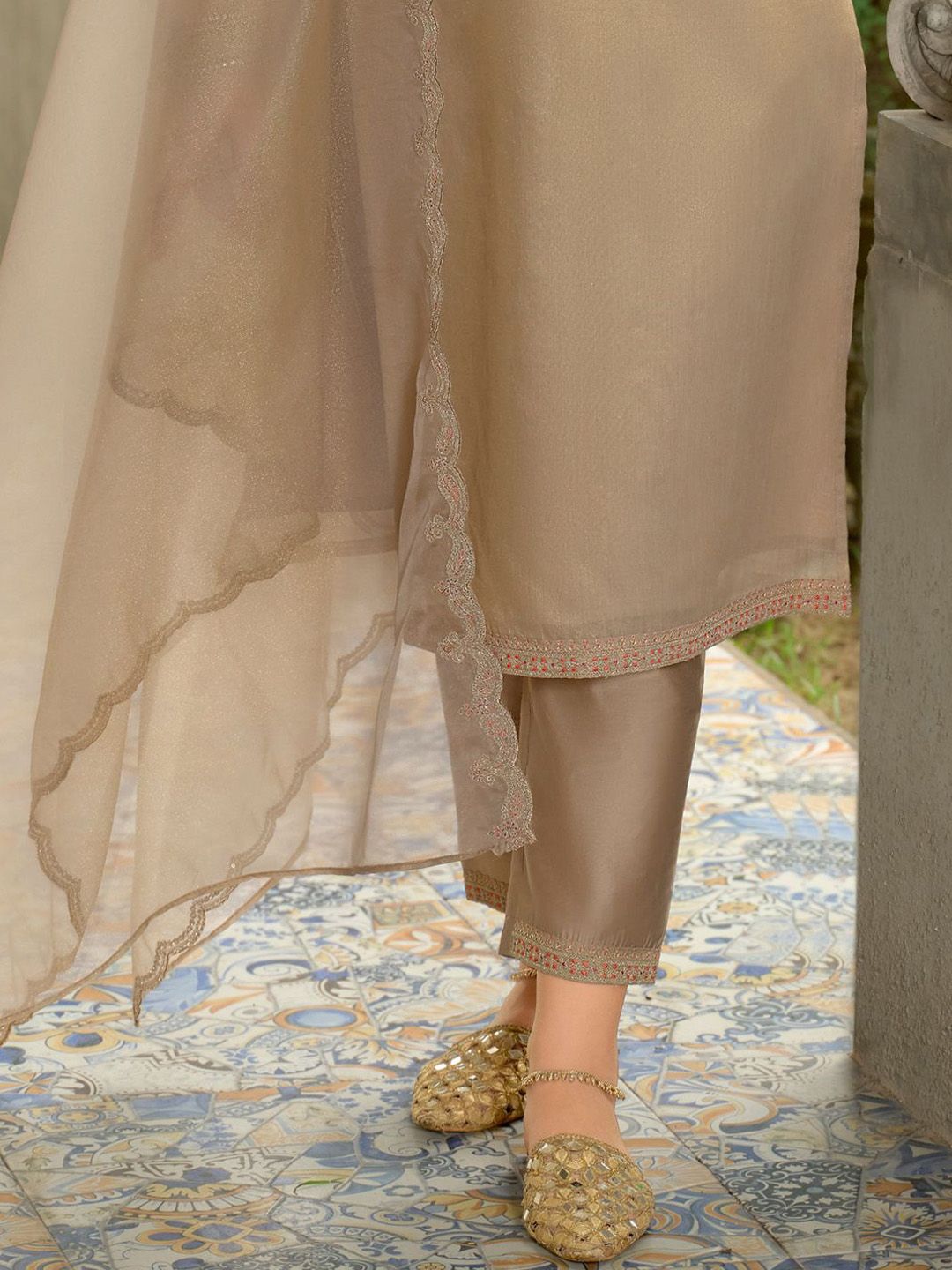 Adults-Women Woven Design Embroidered Kurta with Trousers & Dupatta