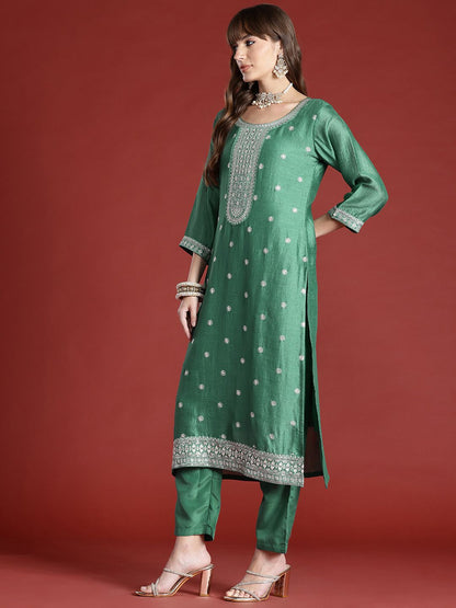 Dhiyona IE Floral Embroidered Sequinned Kurta with Trousers & With Dupatta
