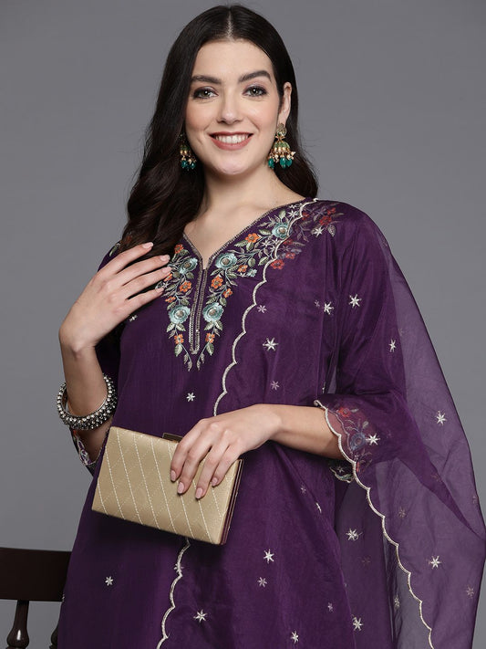 Dhiyona IE Women Floral Yoke Design Regular Thread Work Kurta with Trousers & Dupatta