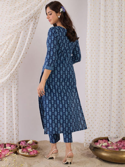 Dhiyona IE Floral Printed Pure Cotton Straight Kurta With Trousers