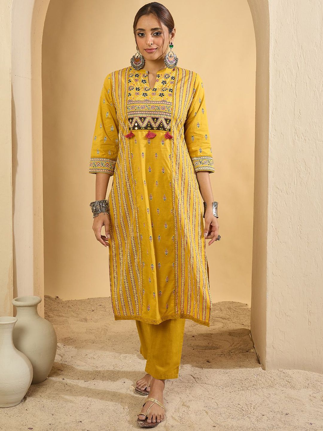 Dhiyona IE Women rinted Panelled Pure Cotton Kurta with Trousers & With Dupatta