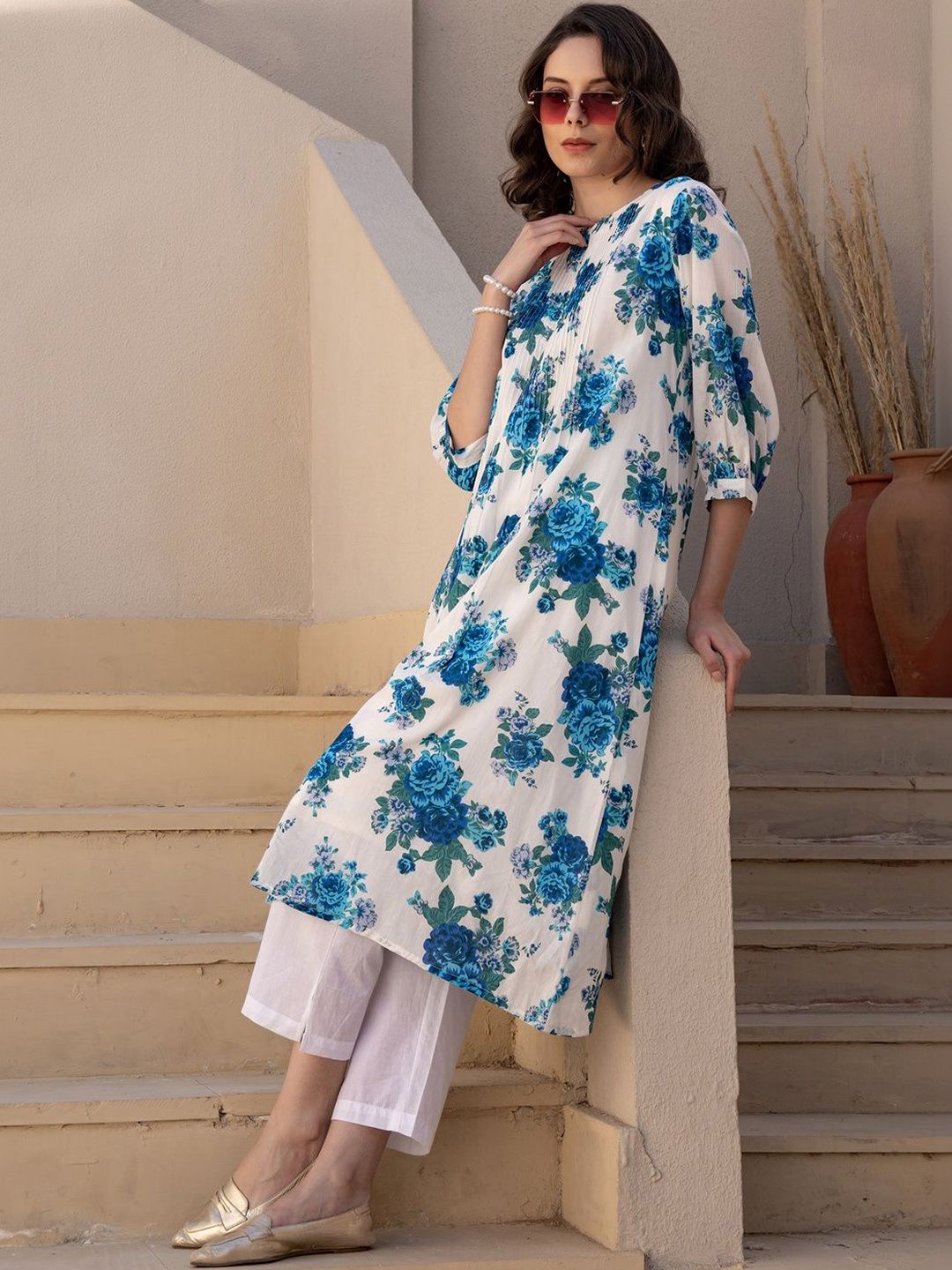 Women Floral Printed Regular Pure Cotton Kurta with Trousers